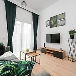 Exclusive Apartment Kajdasza Wroclaw by Renters